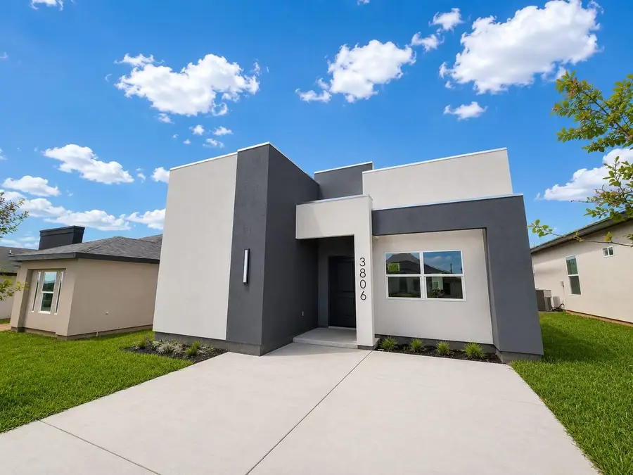 3806 Yoyis St., Laredo, TX 78046 - #2