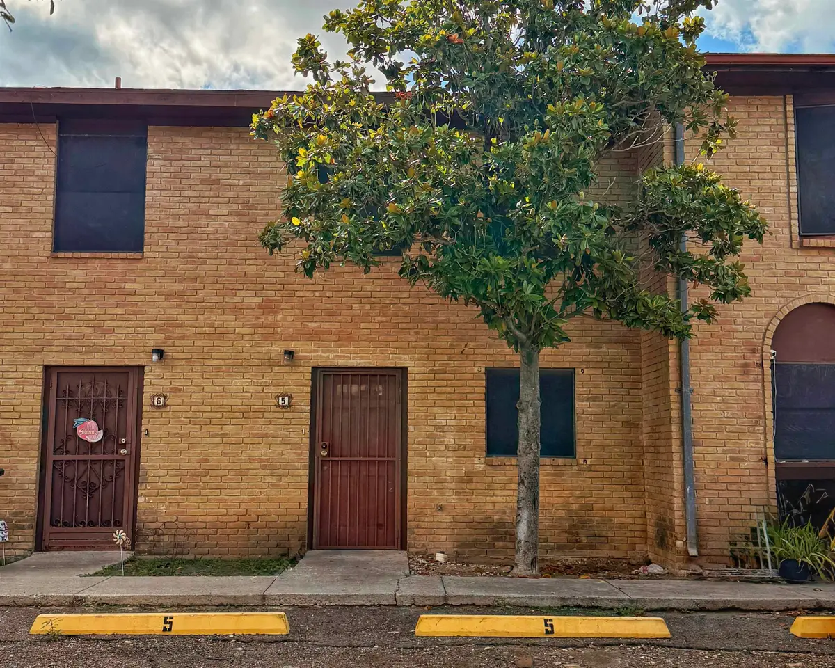 1300 E Hillside Rd, Laredo, TX 78041 - #1