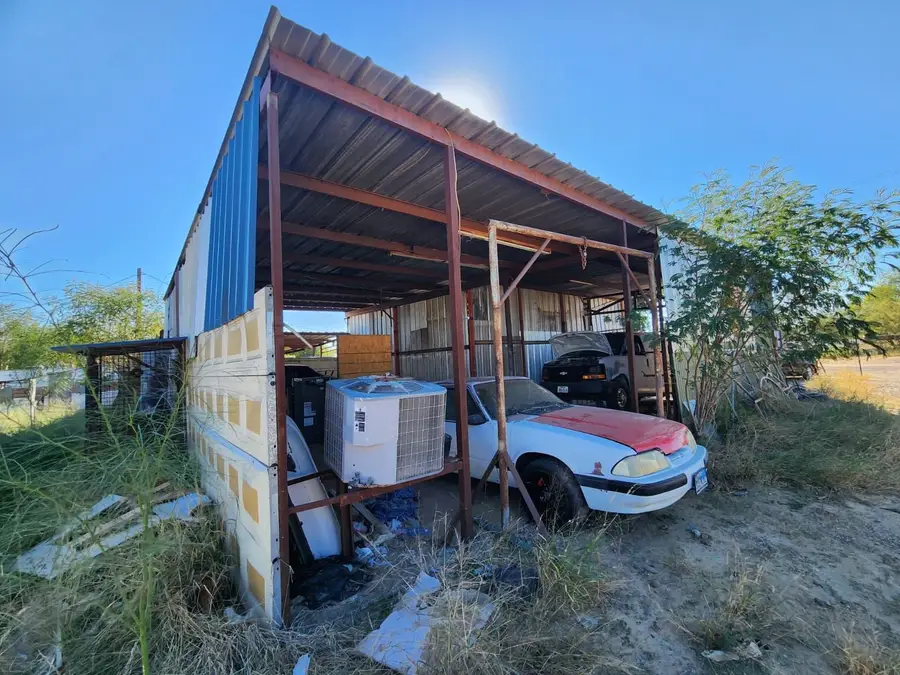 295 Ranch Rd, Laredo, TX 78043 - #3