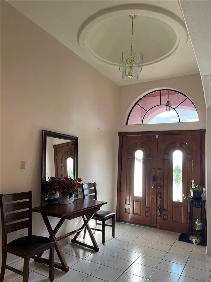 104 Flathead Lake Dr, Laredo, TX 78041 - #2