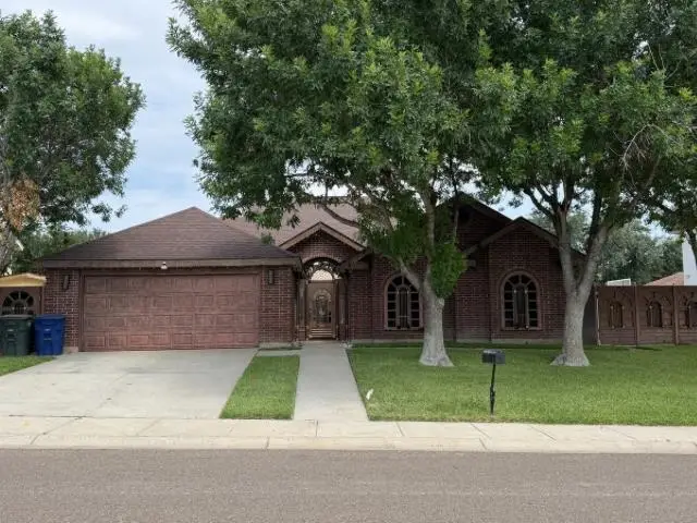 2005 Durango Ave, Laredo, TX 78046 - #1