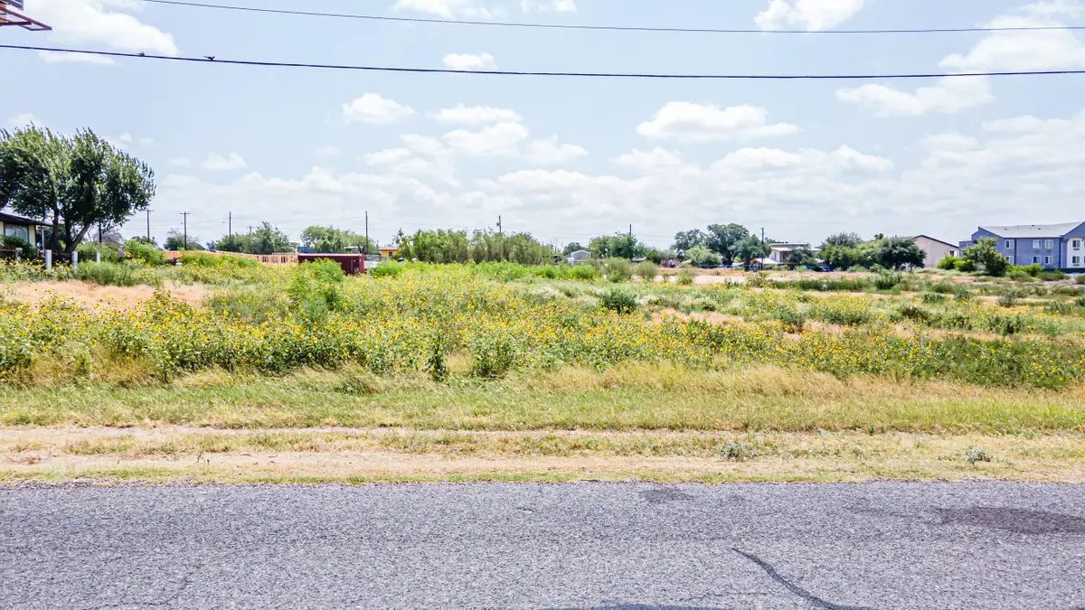 3511 US Highway 83, Laredo, TX 78046 - #1