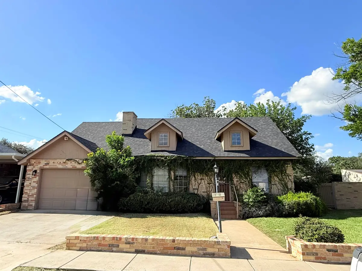 1608 Mier St, Laredo, TX 78043 - #1