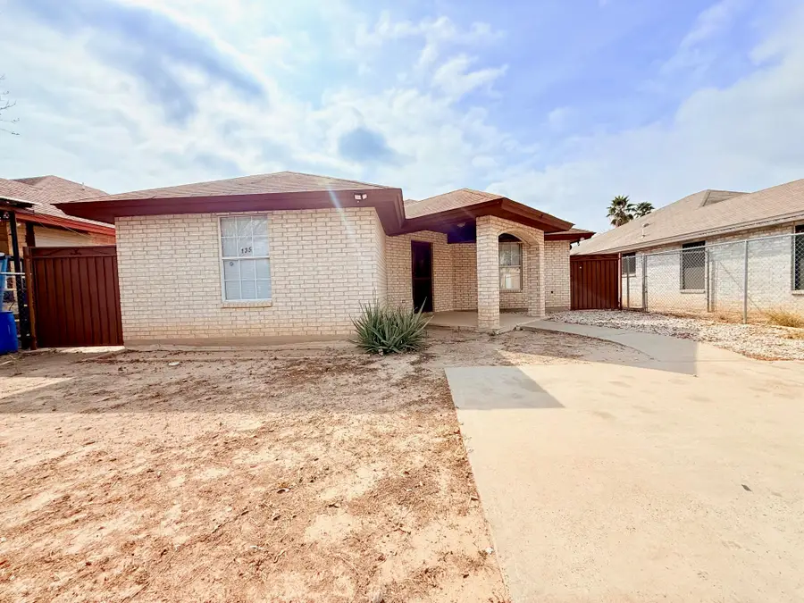 135 Murcia Dr, Laredo, TX 78046 - #3