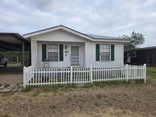 261 Pump Rd, ZAPATA, TX 78076-0000