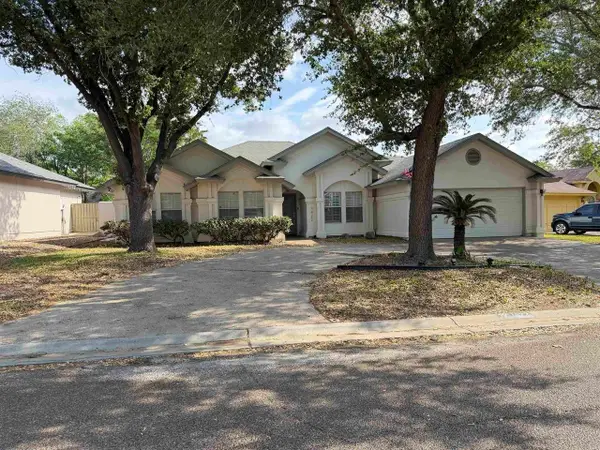 1422 Palmer Dr, Laredo, TX 78045