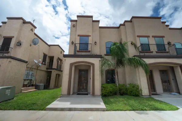 8216 Casa Verde Rd, Laredo, TX 78041
