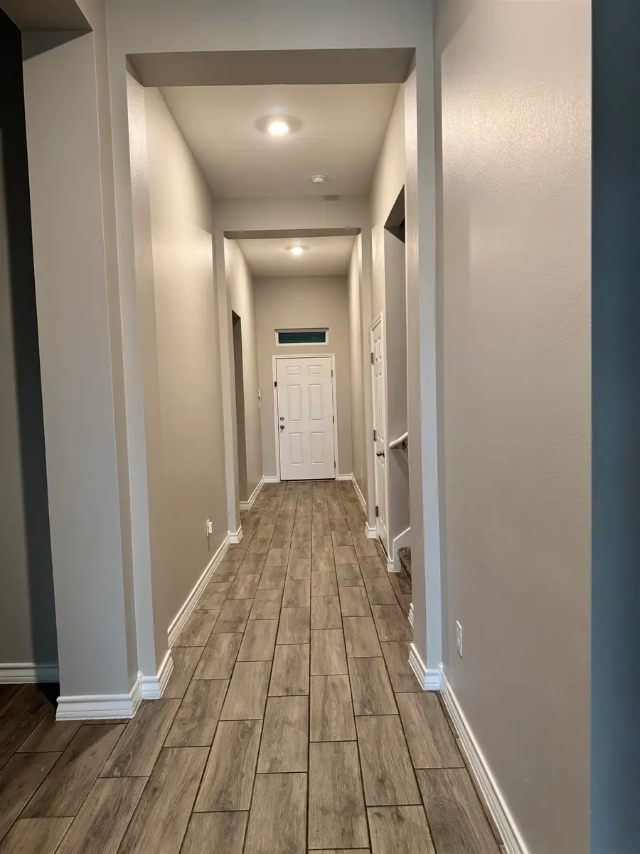 813 Pausa Dr., Laredo, TX 78045 - #2