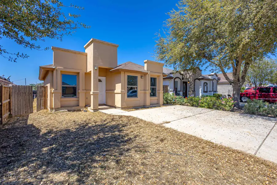 4416 Wild Flower Ave, Laredo, TX 78045 - #3