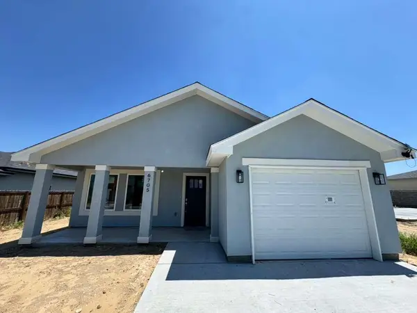 6705 El Jinete Dr., Laredo, TX 78046