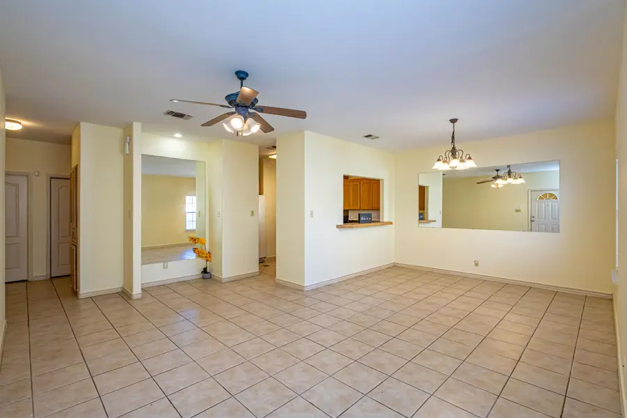 9804 Cantera Ct, Laredo, TX 78045 - #2
