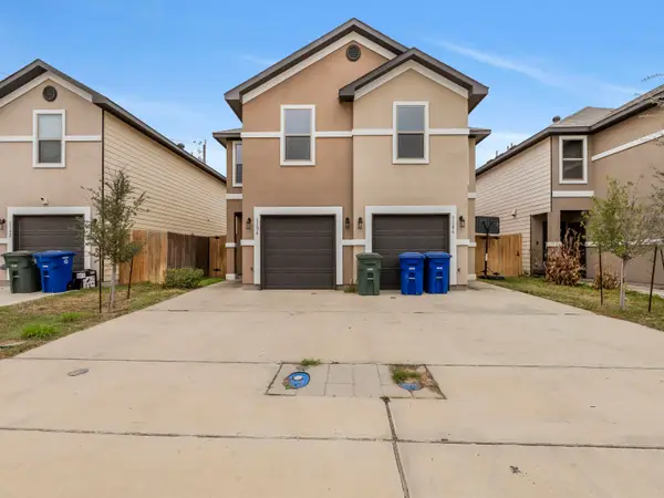 1104 Port Texas Dr., Laredo, TX 78045