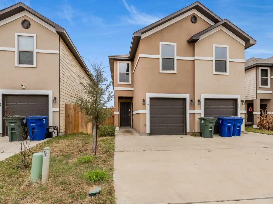 1104 Port Texas Dr., Laredo, TX 78045 - #2