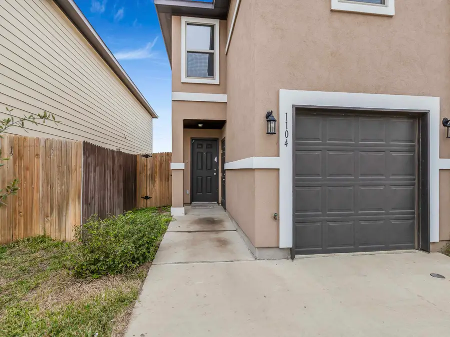 1104 Port Texas Dr., Laredo, TX 78045 - #3
