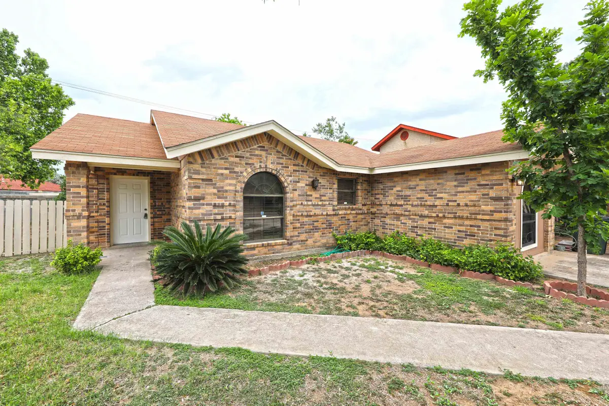 8761 Augusta Lp, Laredo, TX 78045 - #1