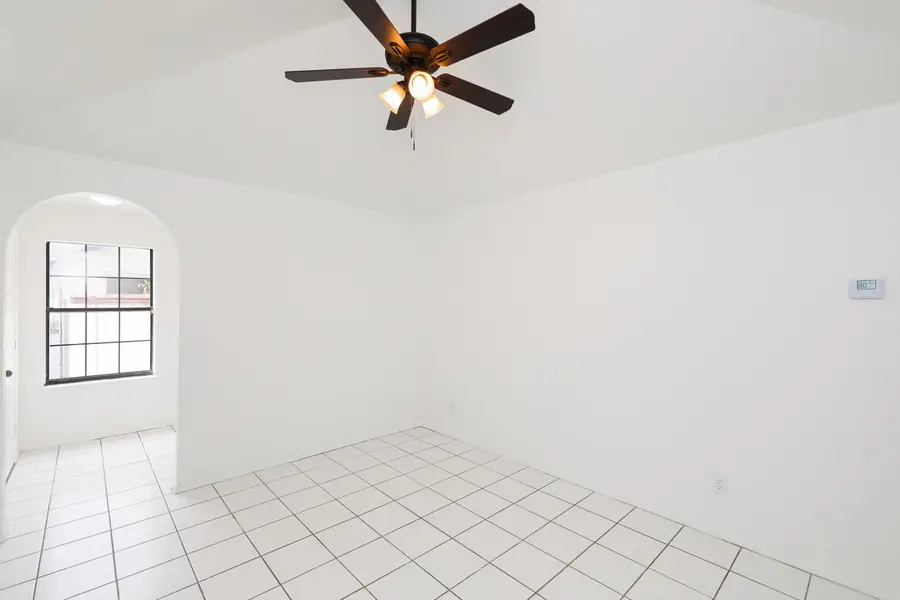 8761 Augusta Lp, Laredo, TX 78045 - #3