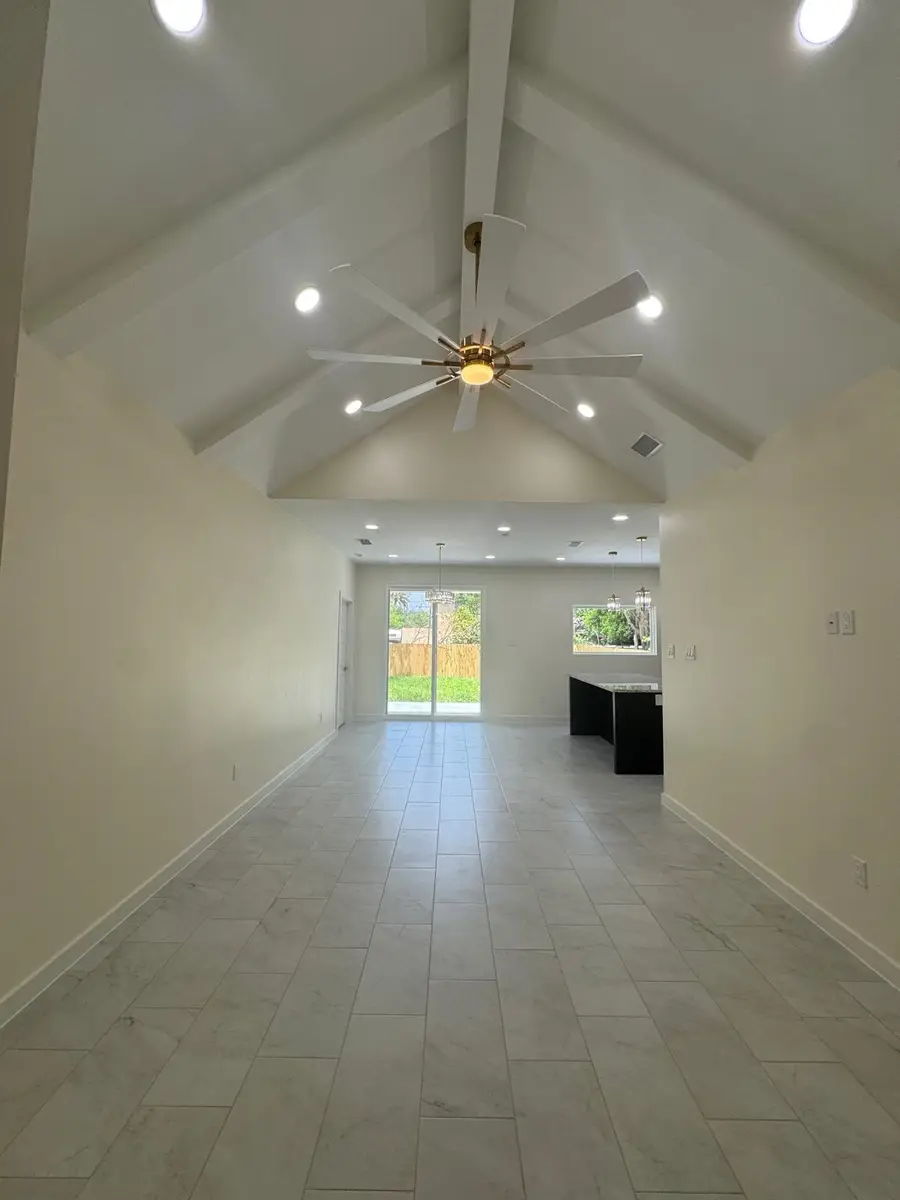 3504 San Agustin Ave, Laredo, TX 78041 - #3