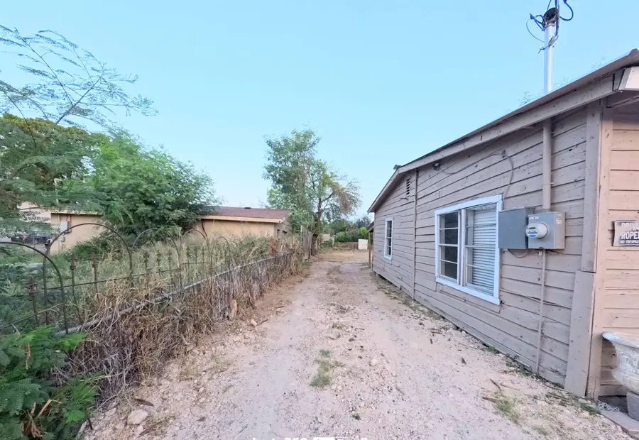 2517 Santa Rita Ave, Laredo, TX 78040 - #3