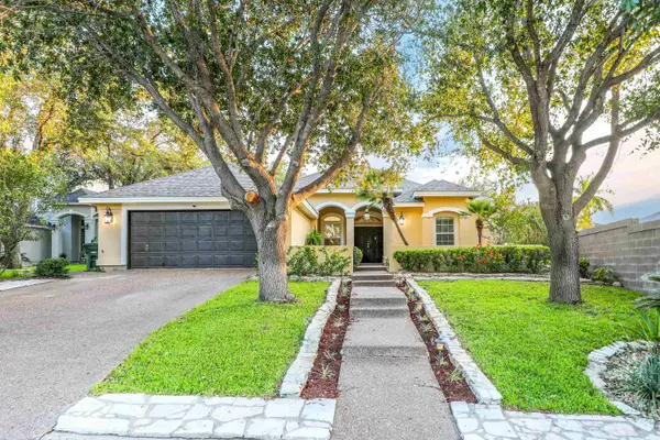 8730 Aida Ct, Laredo, TX 78045