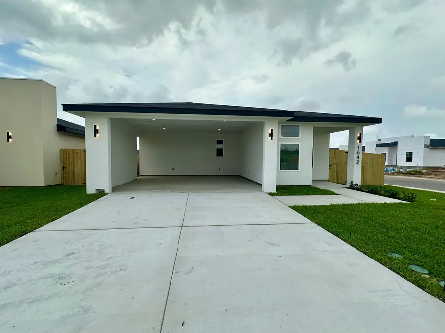1642 Secretaria Ln., Laredo, TX 78046 - #2