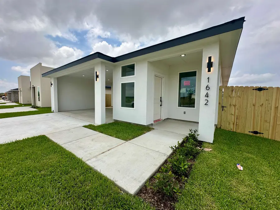 1642 Secretaria Ln., Laredo, TX 78046 - #3