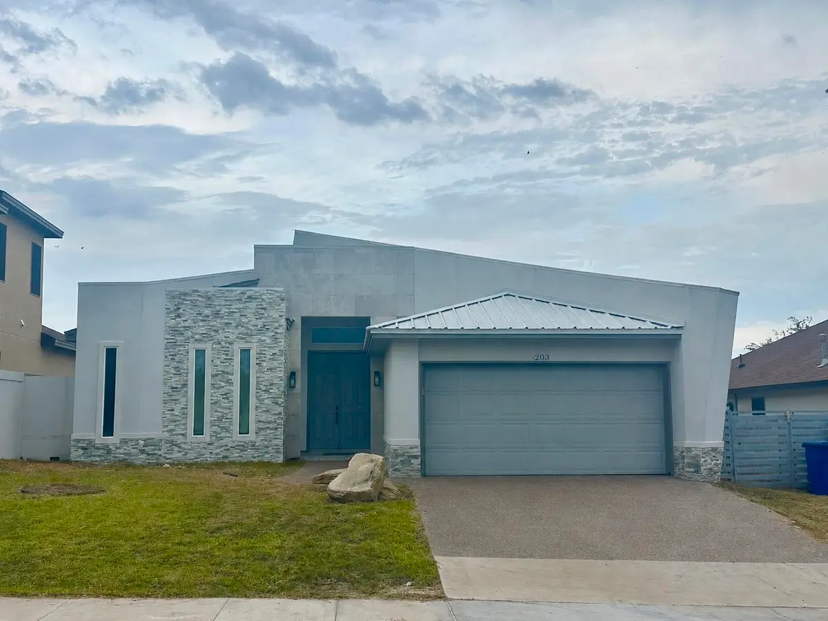 203 Desert Palm Dr., Laredo, TX 78041 - #1