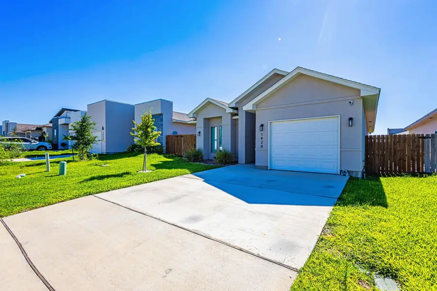 1428 Los Estribos Dr., Laredo, TX 78046 - #3