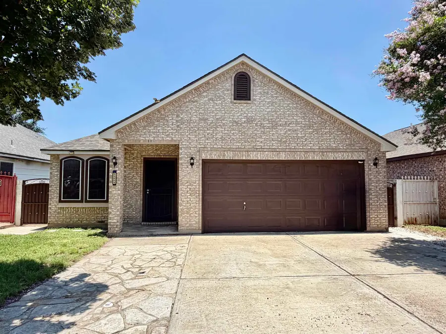 11111 Revilla Dr, Laredo, TX 78045 - #2