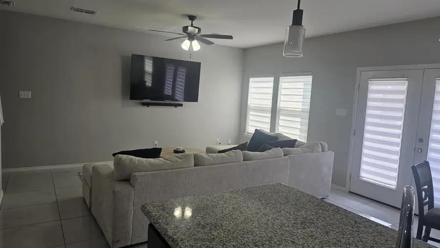 4225 Gavilan Dr., Laredo, TX 78046 - #3