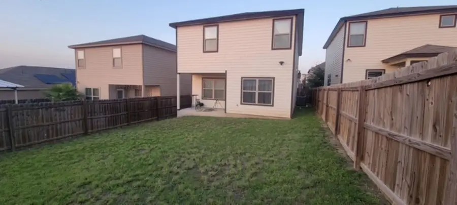 9986 Inmaculada Ln, Laredo, TX 78045-4255 - #2
