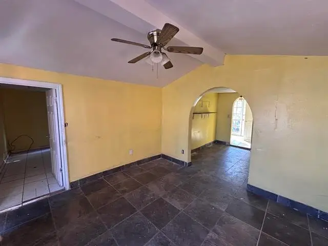 315 W San Pedro St, Laredo, TX 78041 - #3