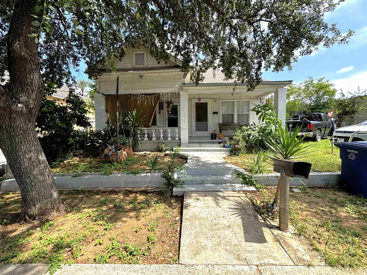 716 Laredo St, Laredo, TX 78040 - #1