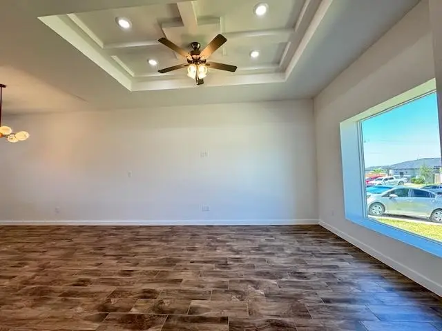 3707 Birge Dr., Laredo, TX 78046 - #2