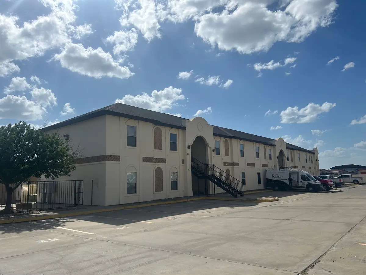 3664 E Del Mar Blvd, Laredo, TX 78045 - #1