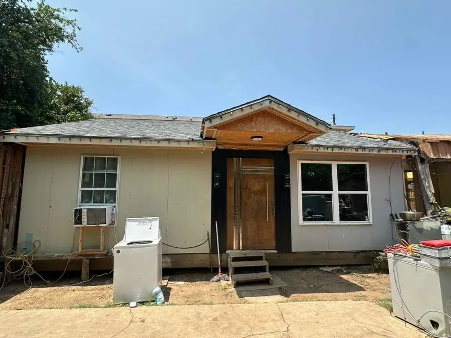 2212 Maryland Ave, Laredo, TX 78040 - #2