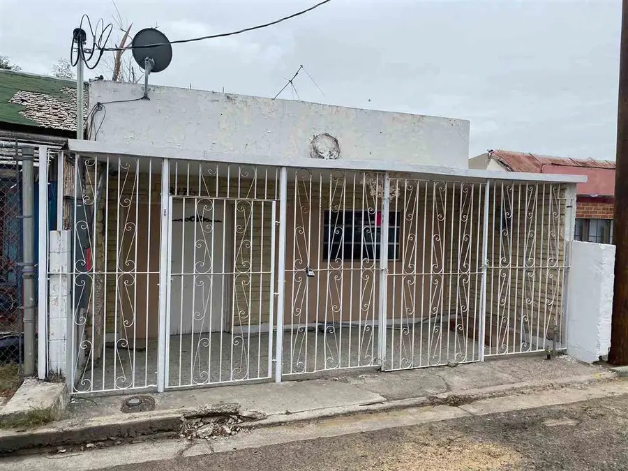 1817 1/2 Lincoln St, Laredo, TX 78040 - #2