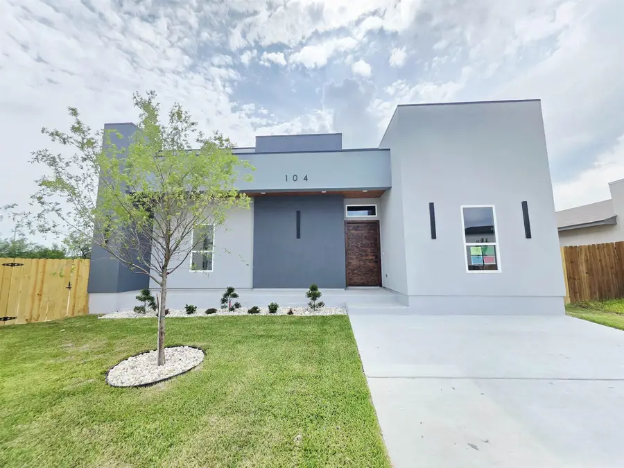 104 Gillian Dr., Laredo, TX 78043 - #2