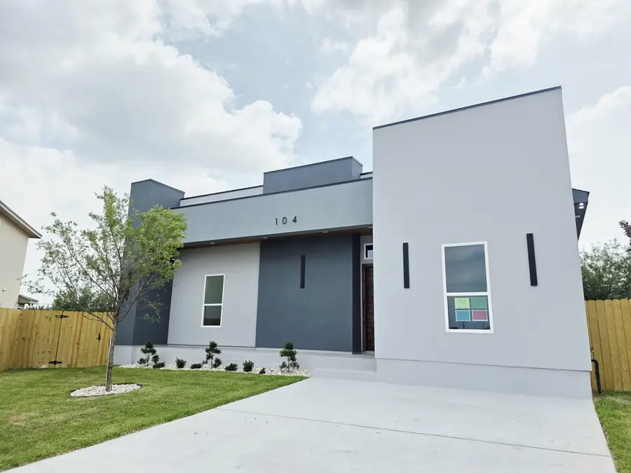 104 Gillian Dr., Laredo, TX 78043 - #3