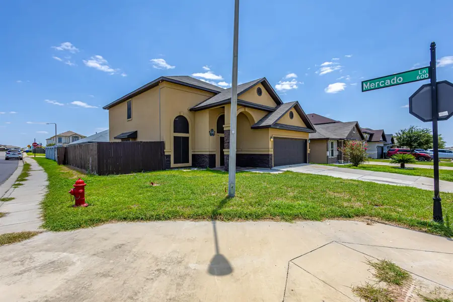 6015 Narciso Dr., Laredo, TX 78046 - #2