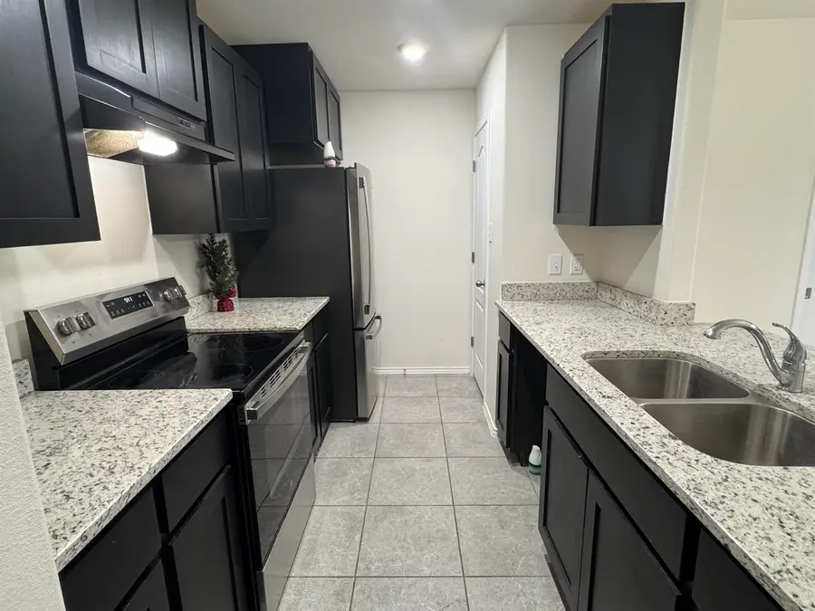 1828 Port Louisiana Dr, Laredo, TX 78046 - #3