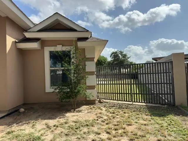 526 Don Jose Dr., Laredo, TX 78045 - #3