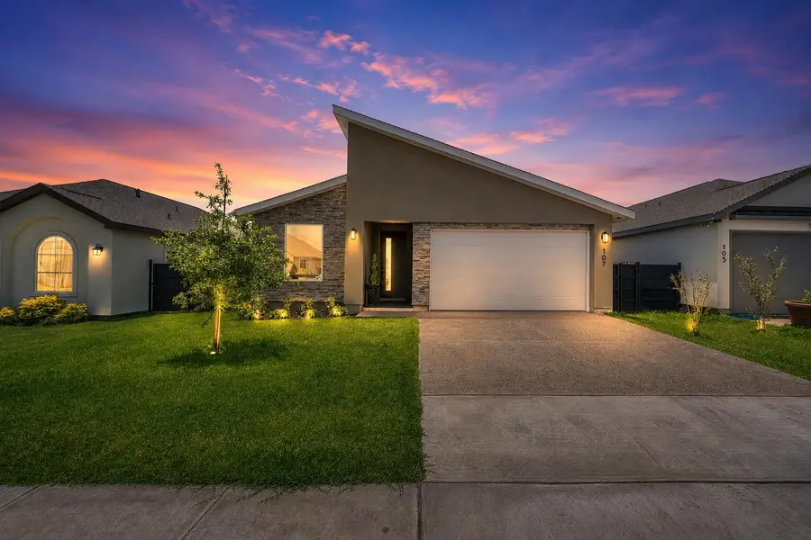 107 Canyon Lake Dr., Laredo, TX 78045 - #2