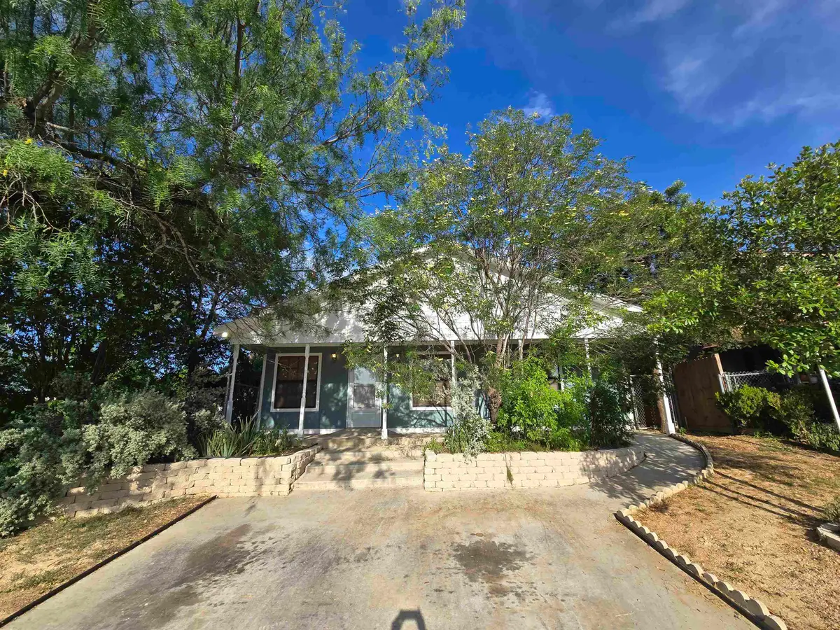 8527 Michigan Ave, Laredo, TX 78045 - #1