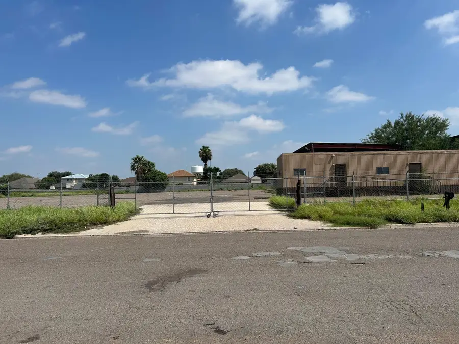 910 Pellegrino Ct, Laredo, TX 78045 - #2