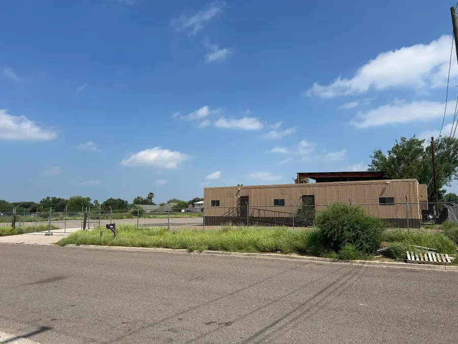 910 Pellegrino Ct, Laredo, TX 78045 - #3