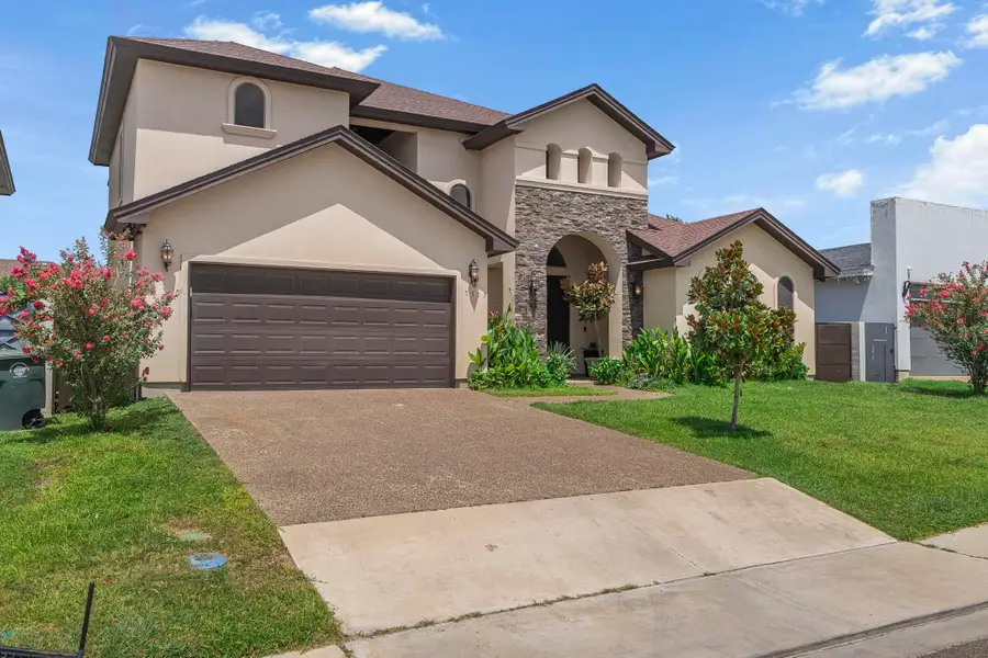 7313 Thomas Harris Dr, Laredo, TX 78041 - #2