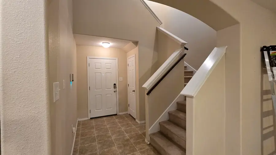 4301 Caroline St, Laredo, TX 78046 - #3