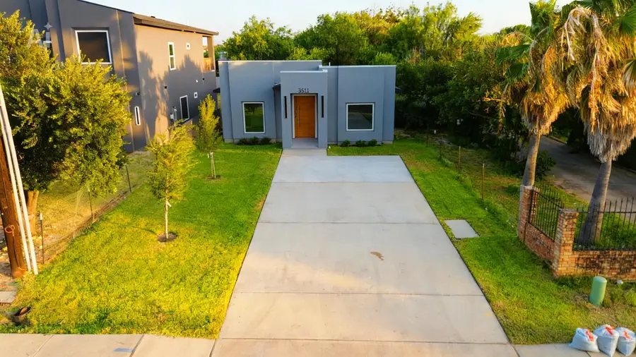3511 Pine St, Laredo, TX 78046 - #3