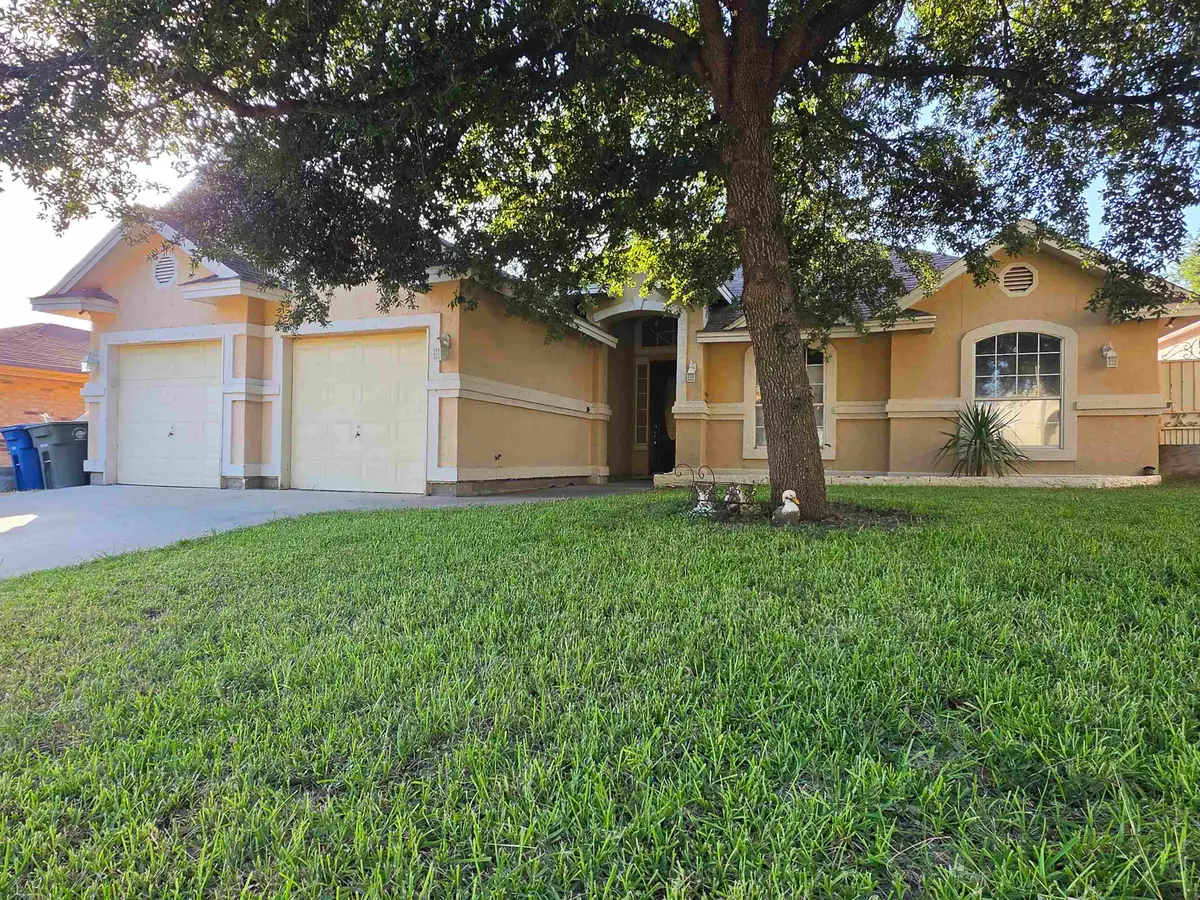 246 Westham Dr, Laredo, TX 78045 - #1