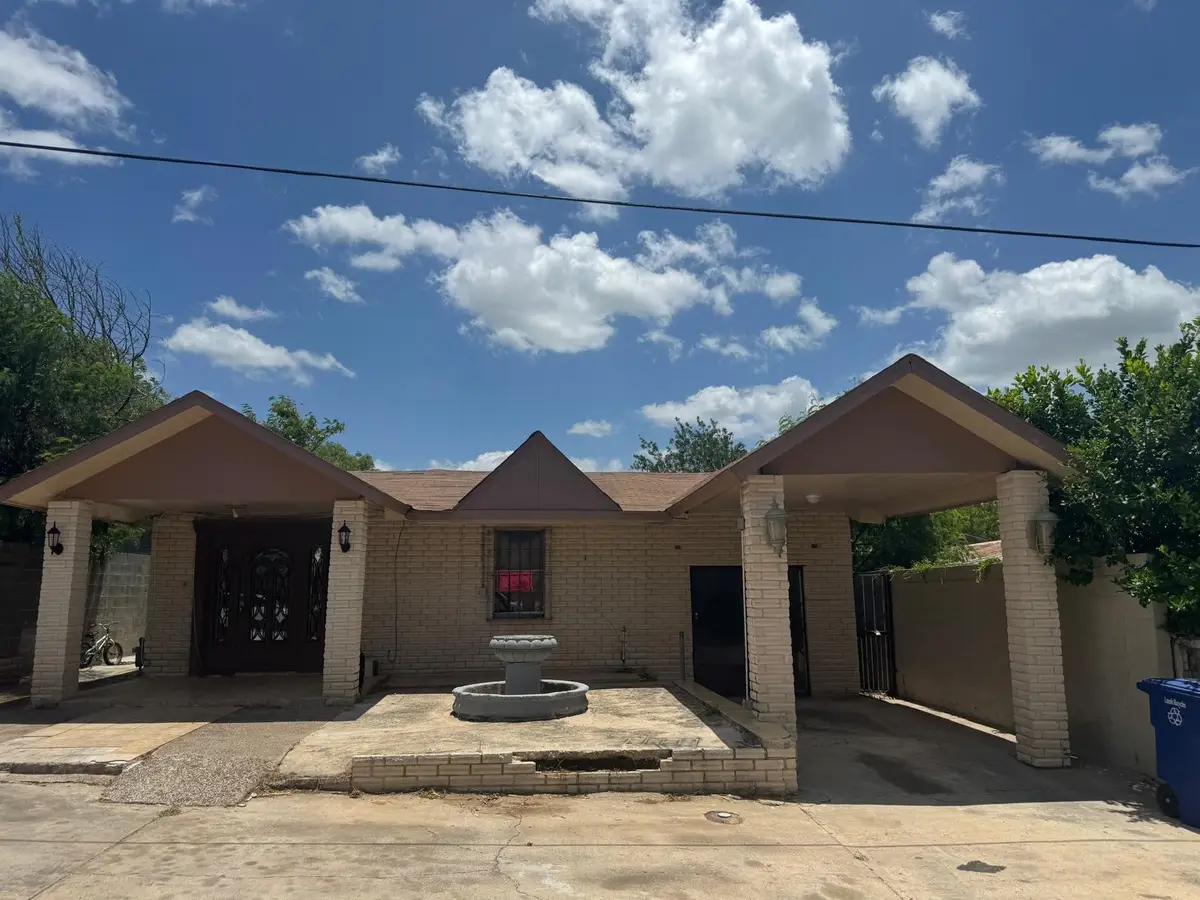 3415 S Buena Vista Ave, Laredo, TX 78046 - #1